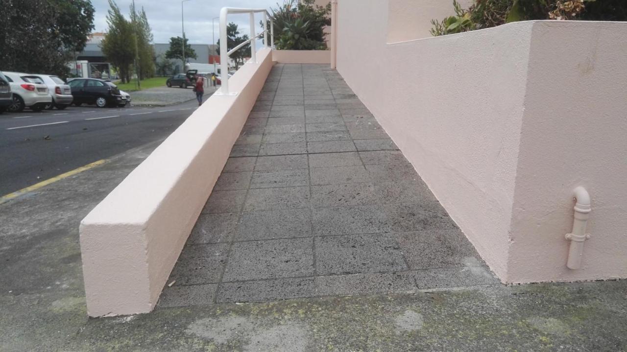 Green & Blue 3 Bedrooms Ponta Delgada  Exterior photo